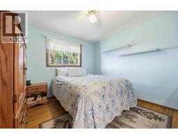 893 Hollands AVENUE - 25