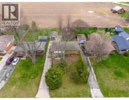 28 HIGHLAND DRIVE - 24