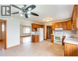 28 HIGHLAND DRIVE - 8