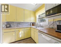 1094 WILLA DRIVE - 10
