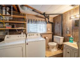 8 PARRY DRIVE - 21