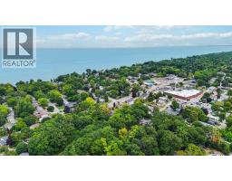 1065 Lakeshore ROAD - 17