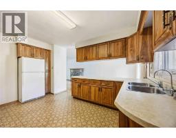 824 CHARLESWORTH DRIVE - 13