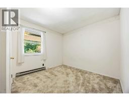 824 CHARLESWORTH DRIVE - 19