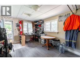 407 QUEEN STREET - 13