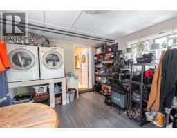 407 QUEEN STREET - 14