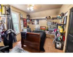 236 BROCK STREET South - 22