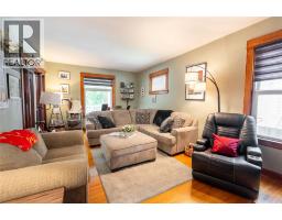 236 BROCK STREET South - 8
