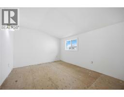 463 CONFEDERATION STREET - 32