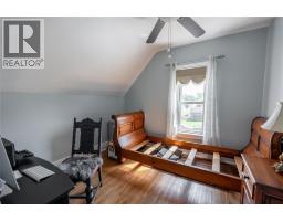 224 VIDAL STREET South - 27