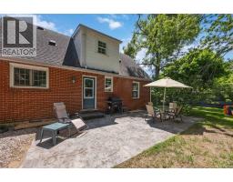 860 LONDON ROAD - 37