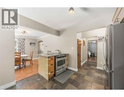 860 LONDON ROAD - 8