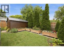 862 Montrose STREET - 42