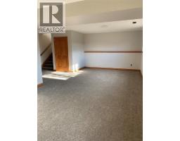 124 PADDOCK ROAD - 16