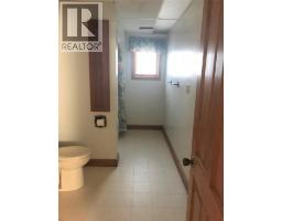 124 PADDOCK ROAD - 17