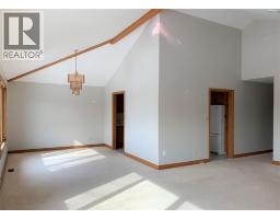 124 PADDOCK ROAD - 6