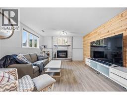 118 FINCH DRIVE - 18