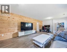 118 FINCH DRIVE - 19
