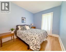 114 COLLEGE N AVENUE North - 10