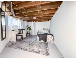 114 COLLEGE N AVENUE North - 18