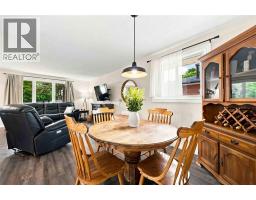 464 PARKDALE CRESCENT - 13