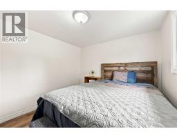 464 PARKDALE CRESCENT - 16
