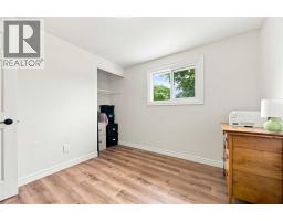 464 PARKDALE CRESCENT - 18