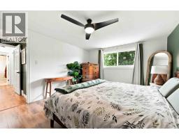 464 PARKDALE CRESCENT - 21