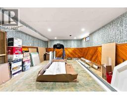 464 PARKDALE CRESCENT - 29