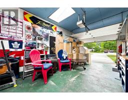 464 PARKDALE CRESCENT - 32