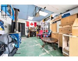 464 PARKDALE CRESCENT - 33