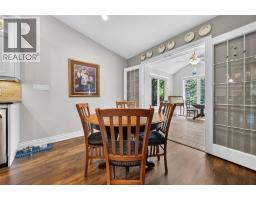 821 Carriage WAY - 11