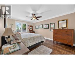 821 Carriage WAY - 15