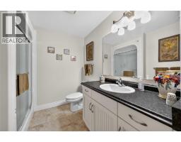 821 Carriage WAY - 30