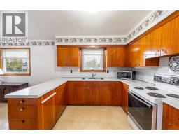 1003 MICHIGAN AVENUE - 10