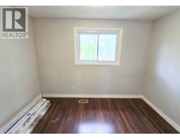 322 Somerset CRESCENT - 9