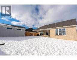 3613 Queen STREET - 45