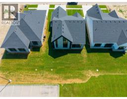 2060 MARION AVENUE - 6