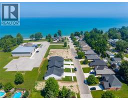 2060 MARION AVENUE - 9