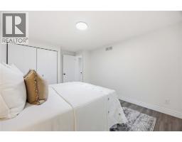1516 HENLEY CRESCENT - 14