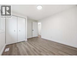 1516 HENLEY CRESCENT - 15