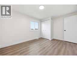 1516 HENLEY CRESCENT - 17