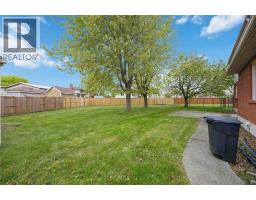 1516 HENLEY CRESCENT - 29