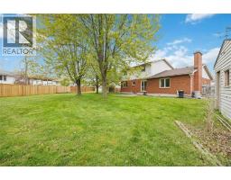 1516 HENLEY CRESCENT - 30
