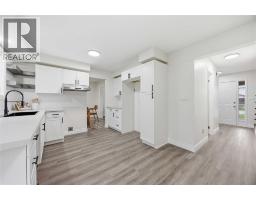 1516 HENLEY CRESCENT - 9