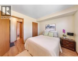 315 OAKLEA COURT - 20