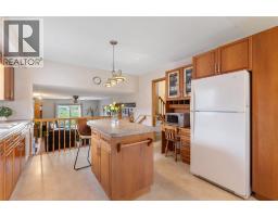 315 OAKLEA COURT - 9