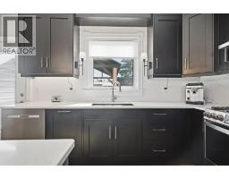 422 GREENFIELD STREET - 19