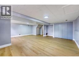 890 HOLLANDS AVENUE - 23