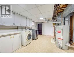 890 HOLLANDS AVENUE - 29